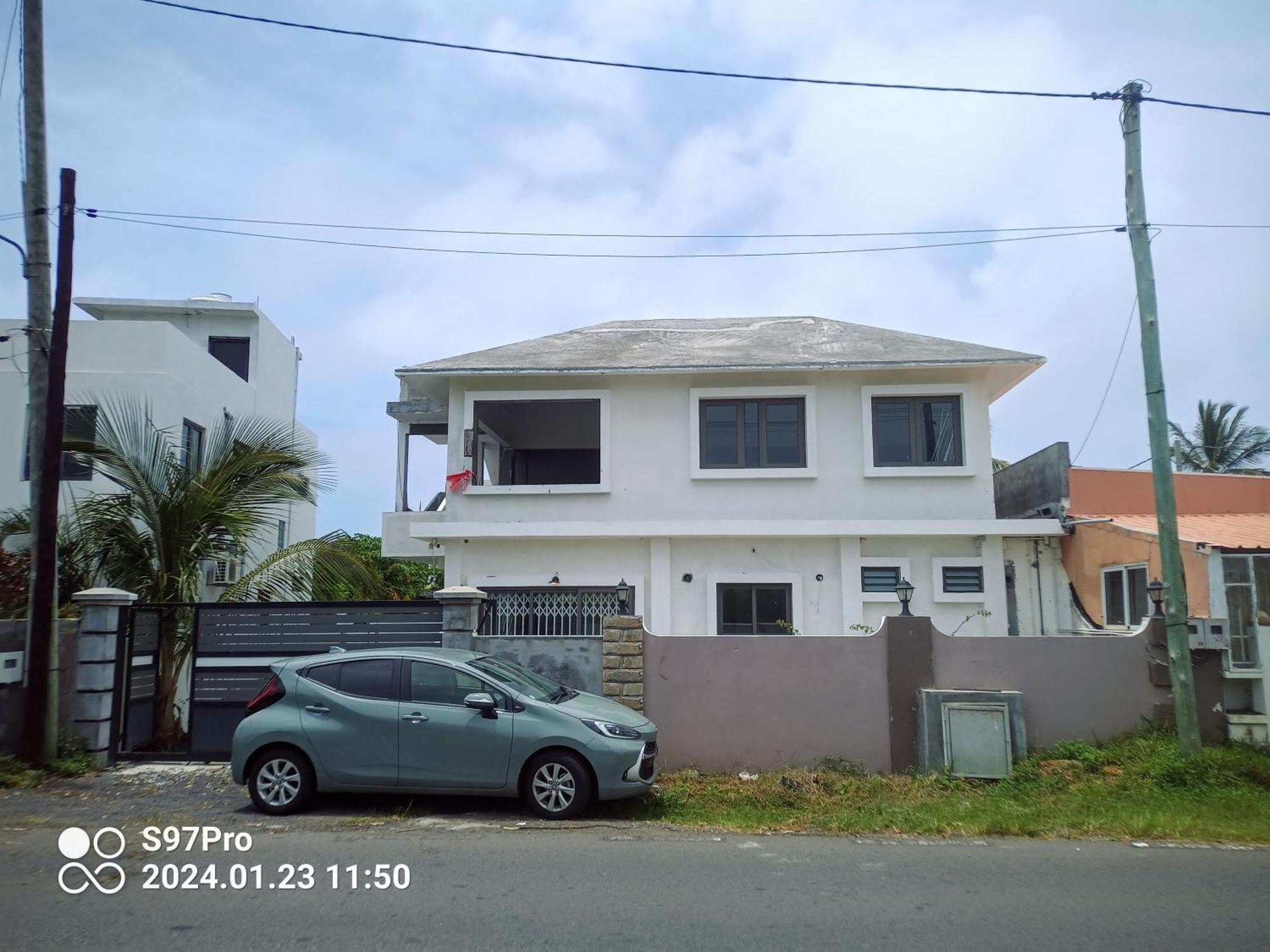 Happy House - Cosy Apartment With Private Pool And Walking Distance To Blue Bay Beach Exterior foto